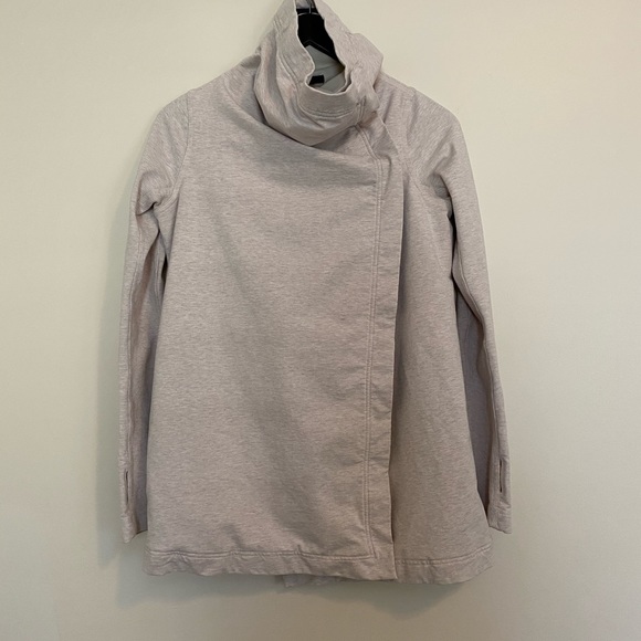 Lululemon Savasana wrap jacket - Picture 3 of 8